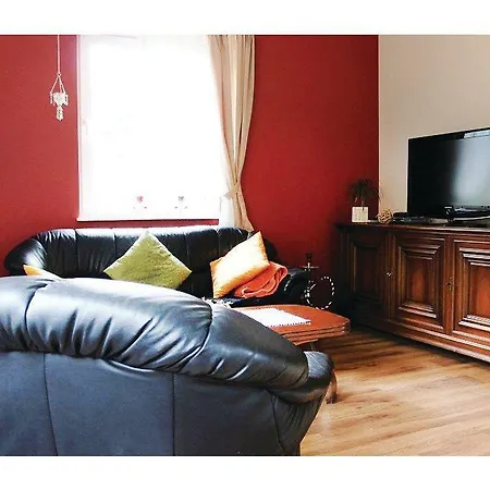 Three-bedroom Holiday In Sapy