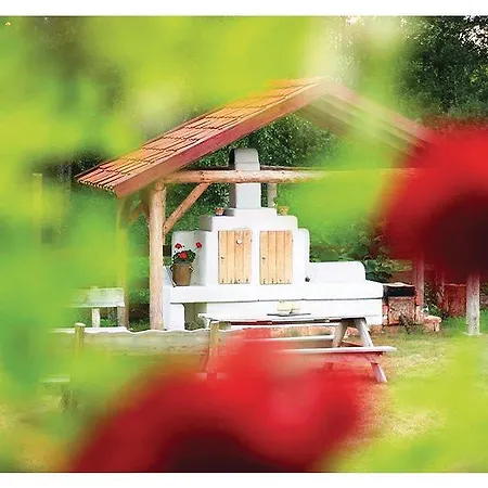 Three-bedroom Holiday In